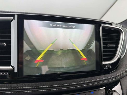 New 2026 Chrysler Pacifica Limited w/ S Appearance Package image 34