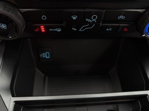 New 2026 Ford F250 XLT w/ XLT Premium Package image 25