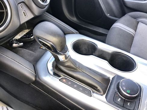 Used 2024 Chevrolet Blazer LT w/ Convenience Package image 19