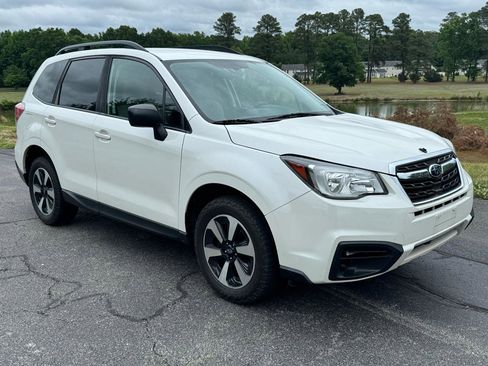 Used 2018 Subaru Forester 2.5i w/ Alloy Wheel Package AWD/4WD image 19