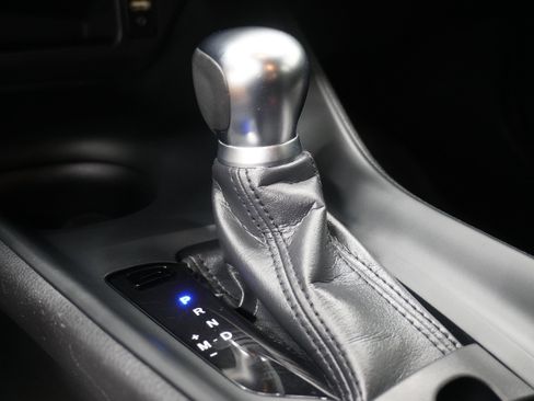 Used 2019 Toyota C-HR image 17