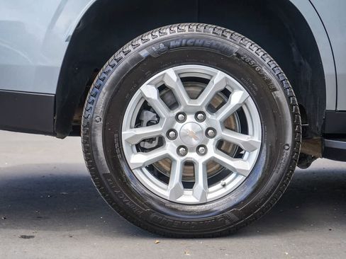 Used 2025 Chevrolet Tahoe LT AWD/4WD image 8