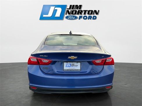 Used 2023 Chevrolet Malibu LT image 4