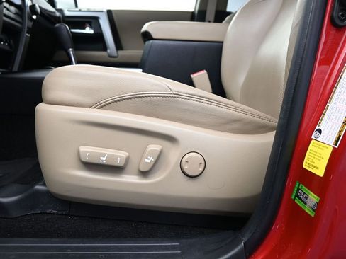 Used 2024 Toyota 4Runner Limited image 23