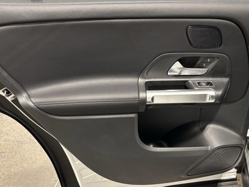 New 2026 Mercedes-Benz GLB 250 4MATIC image 23