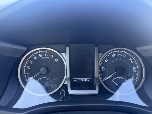 Certified 2023 Toyota Tacoma SR5 w/ Technology Package AWD/4WD image 30