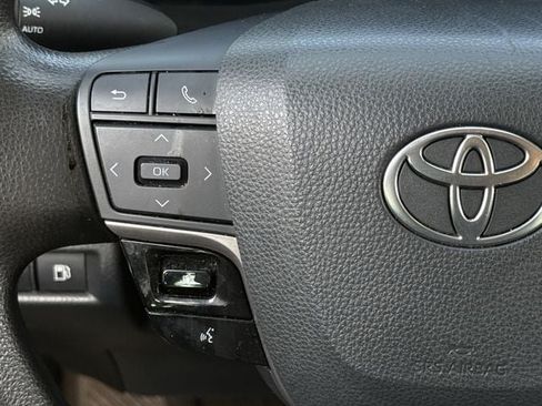 Used 2025 Toyota Camry LE FWD image 14