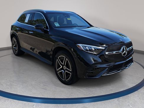 Certified 2026 Mercedes-Benz GLC 300 4MATIC image 4