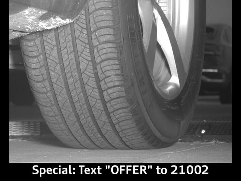 Used 2020 Porsche Macan AWD/4WD image 24
