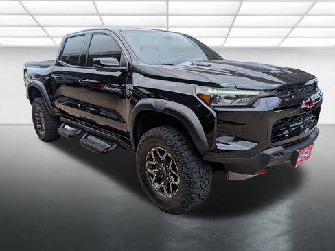 Certified 2025 Chevrolet Colorado ZR2 w/ Technology Package AWD/4WD image 1