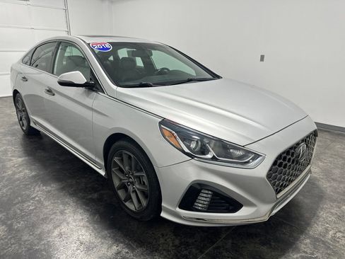 Used 2018 Hyundai Sonata Sport FWD image 3