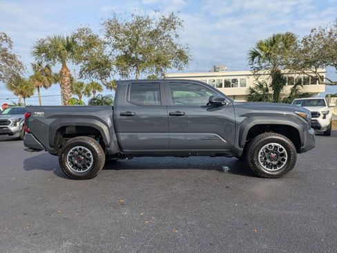 New 2025 Toyota Tacoma TRD Off-Road image 3