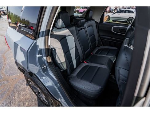 Used 2024 Ford Bronco Sport Outer Banks w/ Tech Package image 25