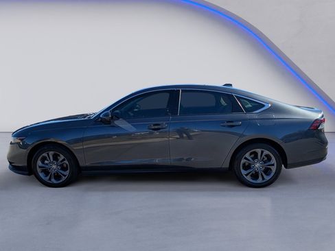 Used 2023 Honda Accord EX image 6