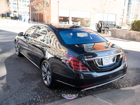 Used 2019 Mercedes-Benz S 560 Sedan w/ Premium Package image 5