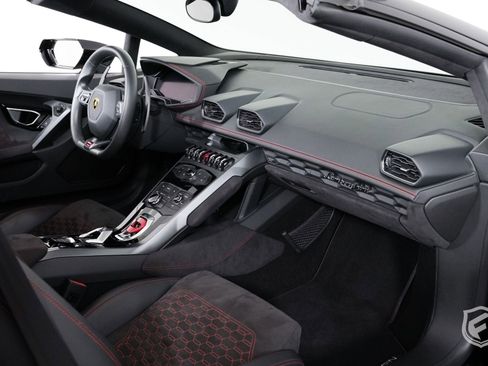 Used 2017 Lamborghini Huracan LP 580-2 image 39