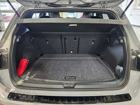 New 2026 Volkswagen GTI SE image 15