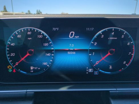 Used 2022 Mercedes-Benz GLE 350 4MATIC image 11
