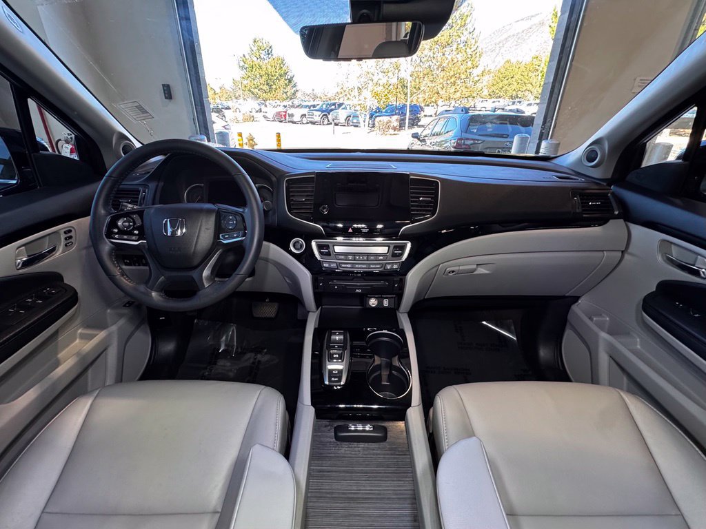 Used 2022 Honda Pilot Touring image 14