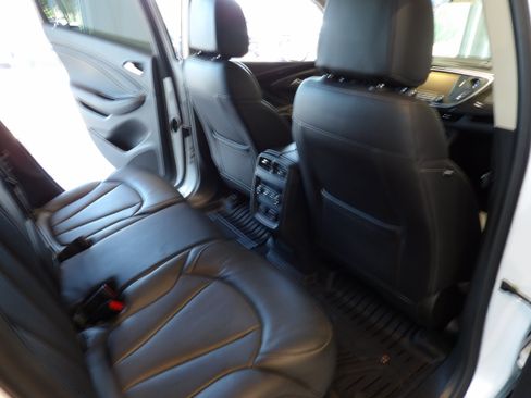 Used 2018 Buick Envision Essence w/ LPO, Cargo Package AWD/4WD image 22
