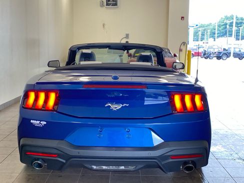 Used 2024 Ford Mustang Premium RWD image 7
