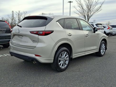 Used 2024 MAZDA CX-5 AWD 2.5 S w/ Select Package image 6