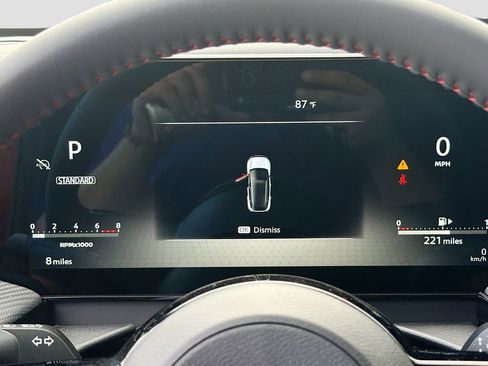 New 2026 Nissan Kicks SR image 12