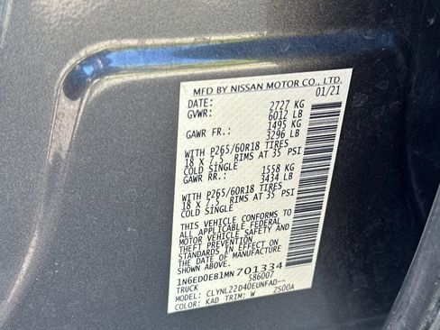 Certified 2021 Nissan Frontier SV w/ Midnight Edition Floor Mats image 27