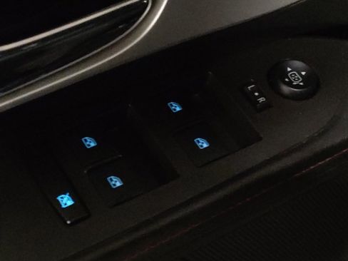 Used 2015 Chevrolet Equinox LT w/ Driver Convenience Package image 27