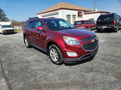 Used 2017 Chevrolet Equinox LT w/ Convenience Package image 3