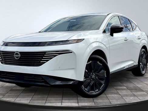 New 2026 Nissan Murano Platinum w/ Cargo Package AWD/4WD image 2