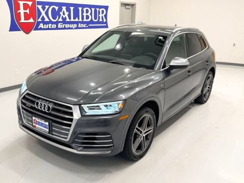 Used 2018 Audi SQ5 Premium Plus AWD/4WD image 10