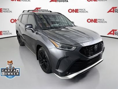 Used 2023 Toyota Highlander XSE