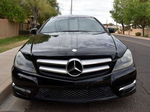 Used 2012 Mercedes-Benz C 250 Coupe image 2