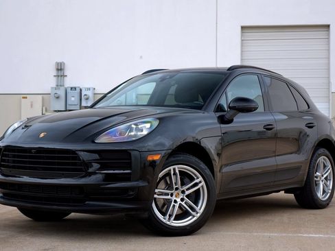 Used 2019 Porsche Macan AWD/4WD image 2