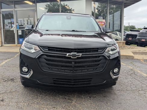 Used 2019 Chevrolet Traverse Premier w/ LPO, Black Accent Package AWD/4WD image 2