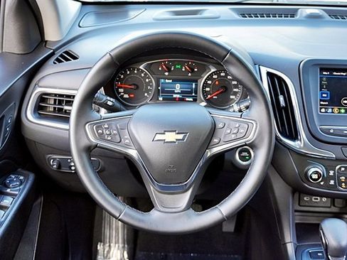 Used 2024 Chevrolet Equinox LT image 20