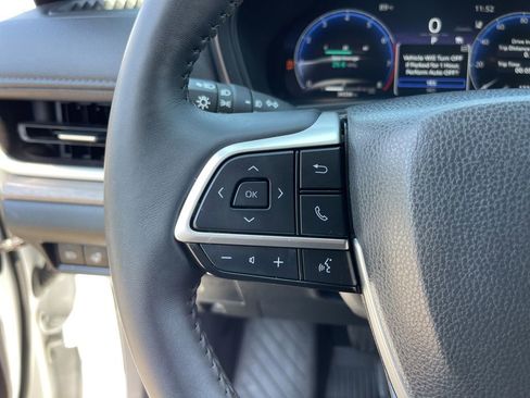 Used 2024 Toyota Grand Highlander Limited image 16