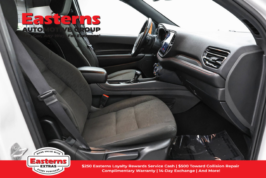 Used 2025 Dodge Durango GT RWD image 24