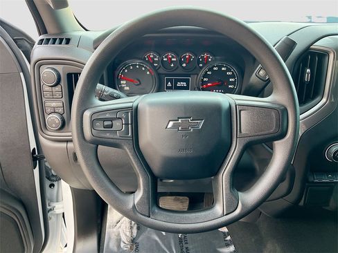 Used 2024 Chevrolet Silverado 1500 Custom Trail Boss w/ Turbomax Blackout Package image 11