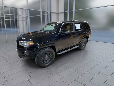 Certified 2021 Toyota 4Runner SR5 Premium image 4