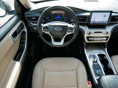 Certified 2020 Ford Explorer XLT w/ Equipment Group 202A AWD/4WD image 11