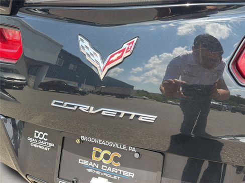 Used 2015 Chevrolet Corvette Stingray Convertible w/ 3LT Preferred Equipment Group RWD image 34
