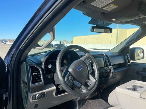 Used 2015 Ford F150 XLT w/ Equipment Group 302A Luxury image 28