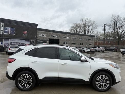 Used 2020 Ford Escape SEL AWD/4WD image 8