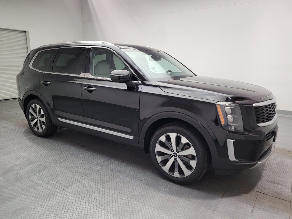 Used 2022 Kia Telluride EX w/ EX Premium Package FWD image 11