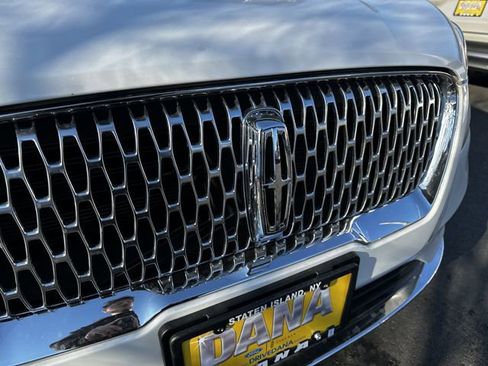 Certified 2022 Lincoln Corsair AWD w/ Equipment Group 101A image 10