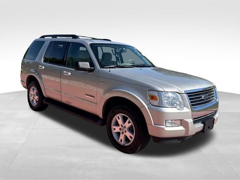 Used 2007 Ford Explorer XLT AWD/4WD image 1