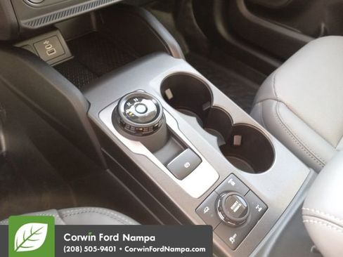 New 2026 Ford Bronco Sport Badlands image 18