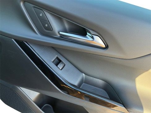 New 2026 Chevrolet Equinox LT w/ Convenience Package II image 14